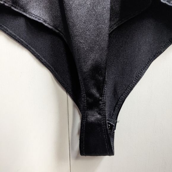 Garage Black Bodysuit - Picture 6 of 8